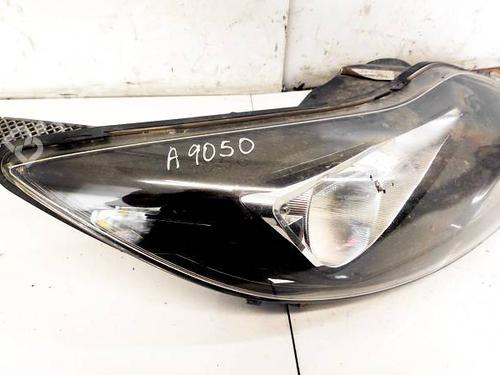 Used Right headlight Right headlight FORD FOCUS III 1.6 TDCi (115 hp) 35271430 35271430
