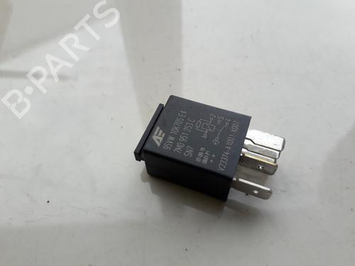 Used Electronic sensor Electronic sensor VW TOUAREG (7LA, 7L6, 7L7) 3.0 V6 TDI (225 hp) 33510870 33510870