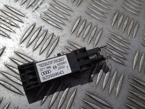 Used Electronic module Electronic module AUDI A2 (8Z0) 1.2 TDI (61 hp) 33501482 33501482