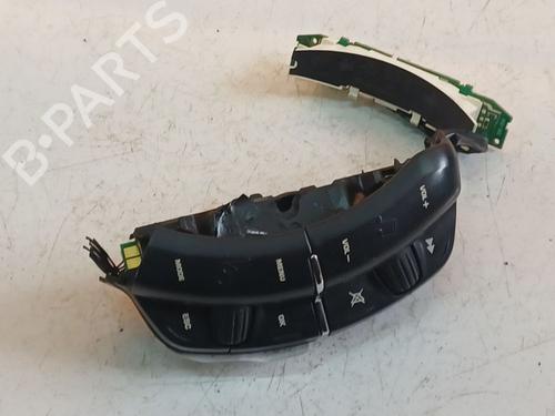 Used Steering wheel controls Steering wheel controls 34840978 34840978