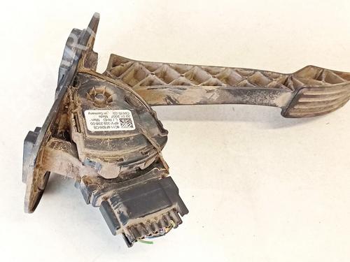Used Pedal Pedal FORD TRANSIT Van (FA_ _) 2.4 TDCi RWD (100 hp) 35642885 35642885