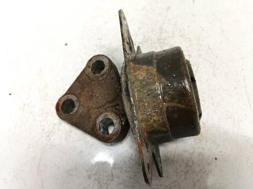 Used Engine mount OPEL ASTRA G Hatchback (T98) 1.7 DTI 16V (F08, F48) (75 hp) 32545460