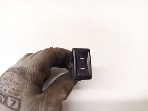 Used Switch Switch FORD MONDEO III (B5Y) 1.8 16V (110 hp) 32971818 32971818