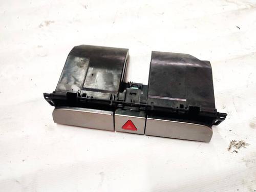 Used Glove box Glove box VW PASSAT B6 (3C2) 2.0 TDI (170 hp) 35047284 35047284