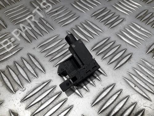 Used Electronic module Electronic module VW JETTA III (1K2) 2.0 TDI (140 hp) 35706323 35706323