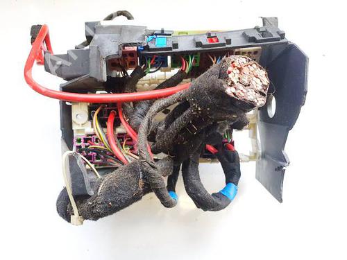 Fuse box VW POLO (6N2) 1.9 D | BP32587023E1  - Image 5