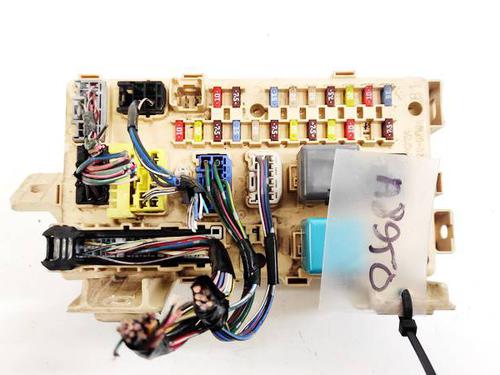 Used Fuse box Fuse box 32938574 32938574