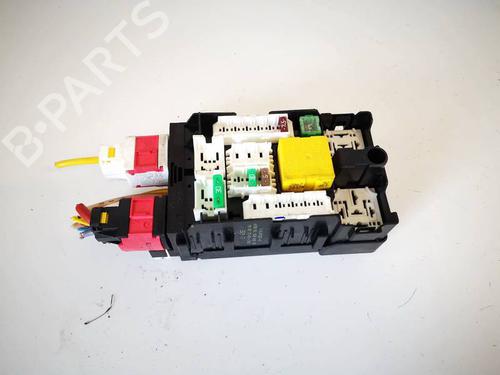 Used Fuse box Fuse box CITROËN C4 II Saloon (NC_) 1.6 HDi (115 hp) 32957343 32957343