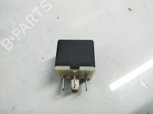 Used Electronic sensor Electronic sensor CHRYSLER VOYAGER / GRAND VOYAGER III (GS_, NS_) 2.5 TD (116 hp) 33086152 33086152