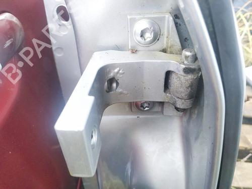 Used Hinge/Door check strap Hinge/Door check strap AUDI A8 D2 (4D2, 4D8) 2.8 (193 hp) 32889529 32889529