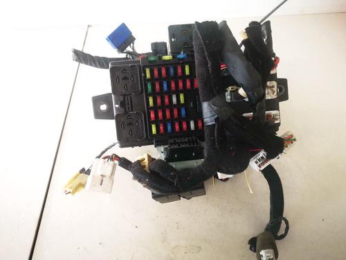 Used Fuse box Fuse box HYUNDAI SANTA FÉ I (SM) 2.0 CRDi 4x4 (113 hp) 33085896 33085896