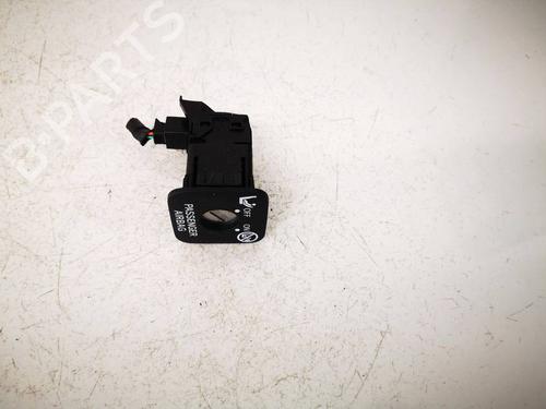 Used Switch Switch LEXUS IS II (_E2_) 220d (ALE20) (177 hp) 36346715 36346715