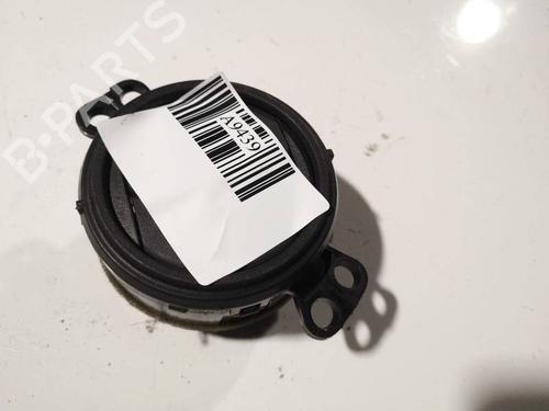 Used Air vent Air vent TOYOTA YARIS (_P1_) 1.4 D-4D (NLP10_, NLP10R) (75 hp) 32607899 32607899