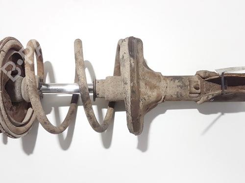 Used Right front shock absorber Right front shock absorber HYUNDAI LANTRA I (J-1) 1.5 i.e. (86 hp) 35586193 35586193
