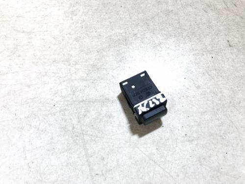 Switch SKODA FABIA II (542) 1.2 12V | BP35607868I30 - Image 3