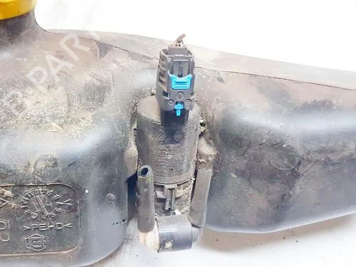 Used Washer pump Washer pump MITSUBISHI L100 / MINICAB Platform/Chassis (U6_T) 0.6 (48 hp) 35869750 35869750