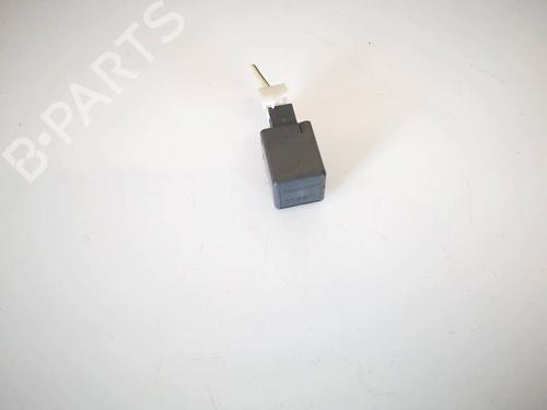 other-nissan-primera-hatchback-p12-2002-32959739 main image