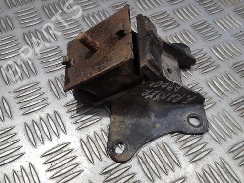 Used Engine mount Engine mount VW VENTO (1H2) 2.0 (115 hp) 33504580 33504580