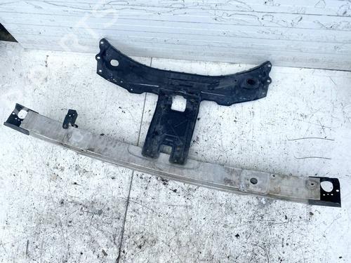 Used Front bumper reinforcement Front bumper reinforcement 35045503 35045503