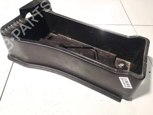 Used Glove box Glove box TOYOTA YARIS (_P9_) 1.4 D-4D (NLP90_, NLP90R) (90 hp) 34921987 34921987