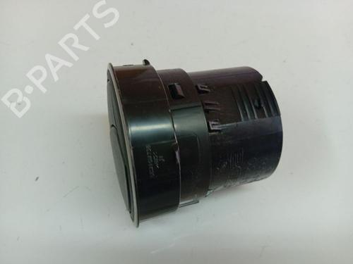 Air vent MAZDA 3 (BL) 2.2 MZR CD (BL10) | BP37085549I21 - Image 2