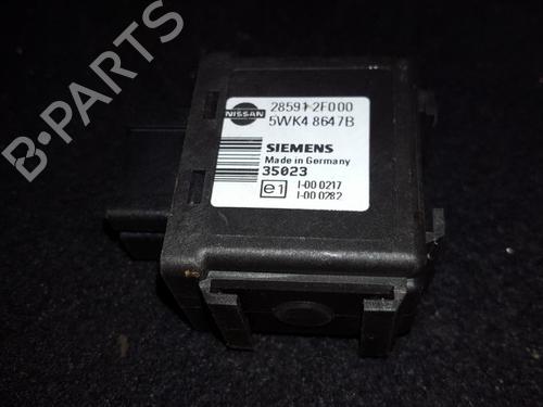 electronic-module-nissan-primera-hatchback-p12-2002-35647334 main image