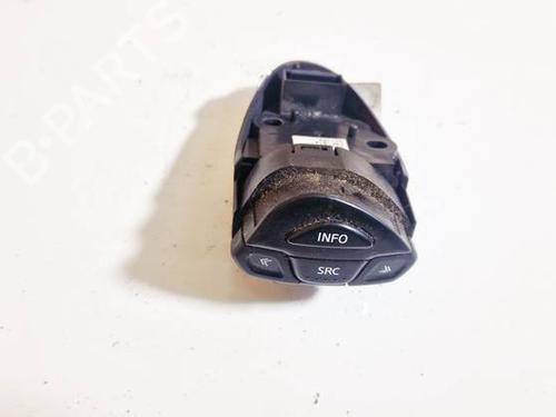 Used Steering wheel controls Steering wheel controls 35007262 35007262