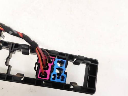Fuse box AUDI A3 (8P1) 2.0 TDI 16V | BP32930711E1 - Image 2