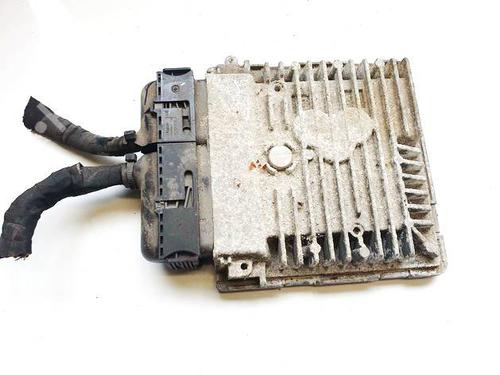 Used Engine control unit (ECU) Engine control unit (ECU) SKODA OCTAVIA II (1Z3) 1.6 TDI (105 hp) 32584715 32584715