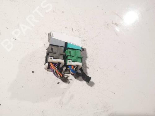Fuse box HONDA FR-V (BE) 2.2 i CTDi (BE5) | BP32574098E1  - Image 5