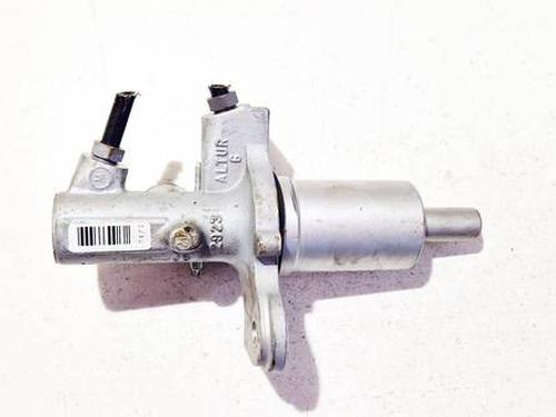 Used Brake master cylinder Brake master cylinder BMW X3 (E83) 2.0 d (150 hp) 35227624 35227624
