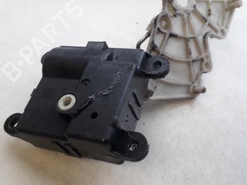 Used Electronic module Electronic module NISSAN X-TRAIL I (T30) 2.2 dCi (136 hp) 33515647 33515647