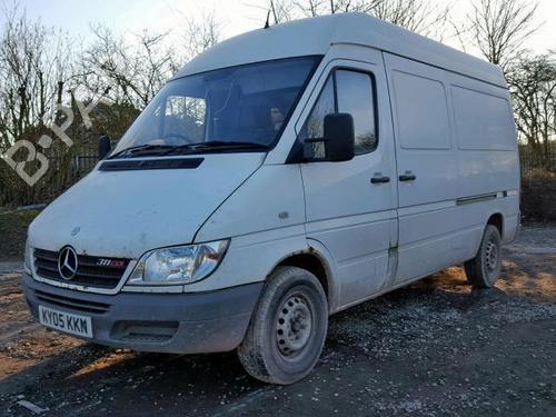Used Parts MERCEDES-BENZ SPRINTER 2-t Bus (B901, B902) 211 CDI (902.671, 902.672) (109 hp) 4476874