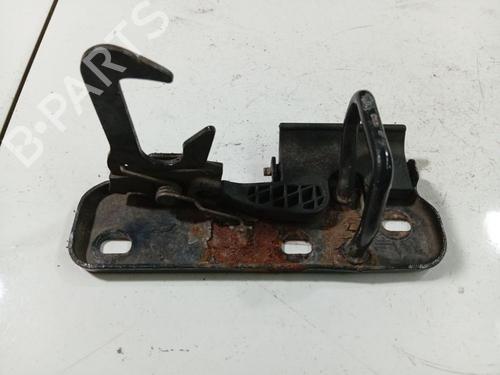 hood-lock-audi-a4-b5-8d2-1994-1995-1996-1997-1998-1999-2000-2001-34766077 main image
