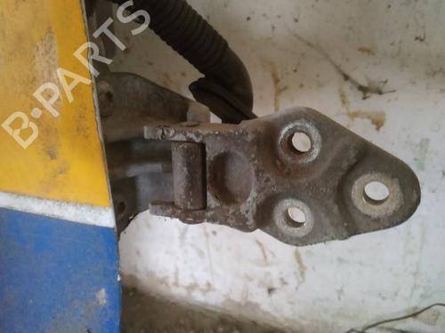 Used Hinge/Door check strap RENAULT MASTER II Bus (JD) 2.8 dTI (JD0B, JD0F, JD1B, JD1F) (114 hp) 32933129