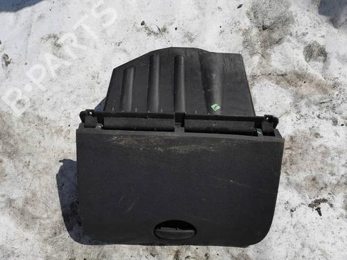 Used Glove box Glove box CITROËN C5 II (RC_) 1.6 HDi (RC8HZB) (109 hp) 35272426 35272426