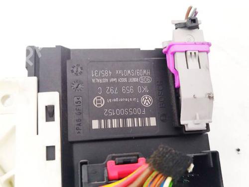 Right front window motor VW GOLF PLUS V (5M1, 521) 1.9 TDI | BP38430935E20 - Image 3