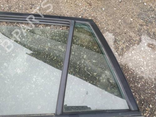 Panel rude bagtil venstre Panel rude bagtil venstre 35189777 35189777