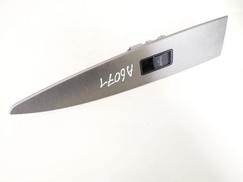 Used Switch Switch TOYOTA AVENSIS Saloon (_T27_) 2.0 D-4D (ADT270_, ADT270R) (126 hp) 33070470 33070470