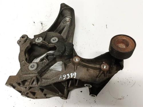 Used Support Support RENAULT SCÉNIC I MPV (JA0/1_, FA0_) 1.9 dTi (JA0N) (98 hp) 32536350 32536350