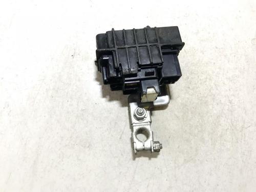 fuse-box-toyota-prius-liftback-_w2_-2003-2004-2005-2006-2007-2008-2009-2010-33516356 main image