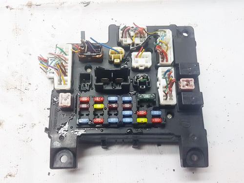 Used Fuse box Fuse box CITROËN C-CROSSER (VU_, VV_) 2.2 HDi (156 hp) 33102772 33102772
