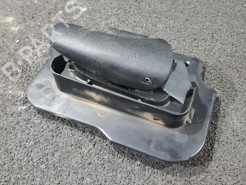 Højre bagtil invendig håndtag Højre bagtil invendig håndtag OPEL VECTRA B (J96) 2.0 DTI 16V (F19) (101 hp) 35657925 35657925