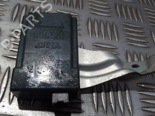 Used Electronic module Electronic module LEXUS IS II (_E2_) 220d (ALE20) (177 hp) 35704893 35704893