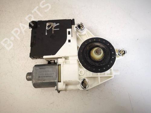 Used Left front window motor Left front window motor 38430976 38430976