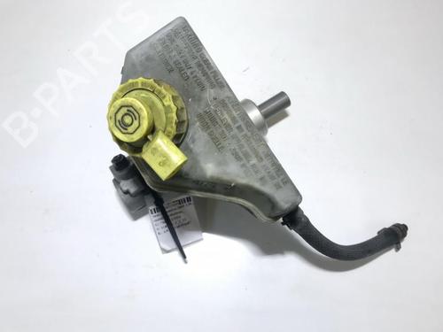 Used Brake master cylinder Brake master cylinder 35678114 35678114