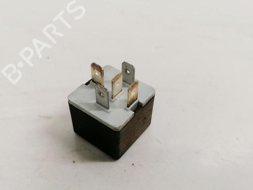Used Electronic sensor Electronic sensor CHRYSLER VOYAGER / GRAND VOYAGER III (GS_, NS_) 2.5 TD (116 hp) 33088060 33088060
