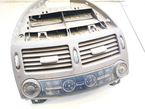 Used Climate control Climate control MERCEDES-BENZ CLS (C219) CLS 320 CDI (219.322) (224 hp) 35276730 35276730