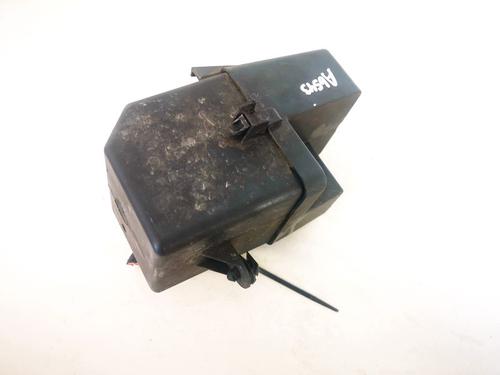 Used Fuse box Fuse box VW GOLF IV (1J1) 1.9 TDI (115 hp) 33075005 33075005