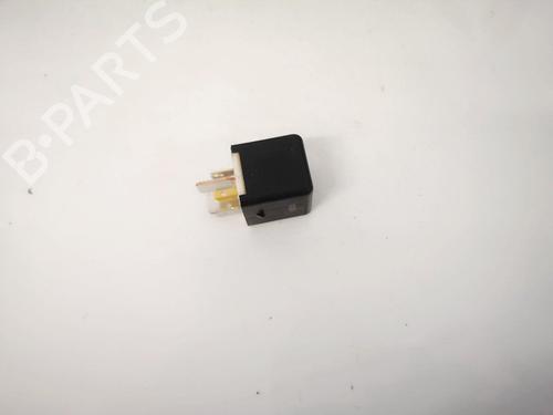 Electronic sensor TOYOTA RAV 4 II (_A2_) 2.0 D 4WD (CLA20_, CLA21_, CLA20R, CLA21R) | BP32886395M84 - Image 3